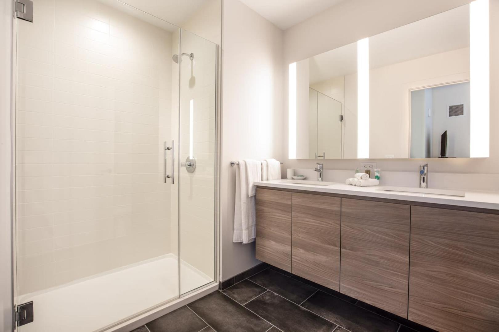 Luxury With Gym Apartment